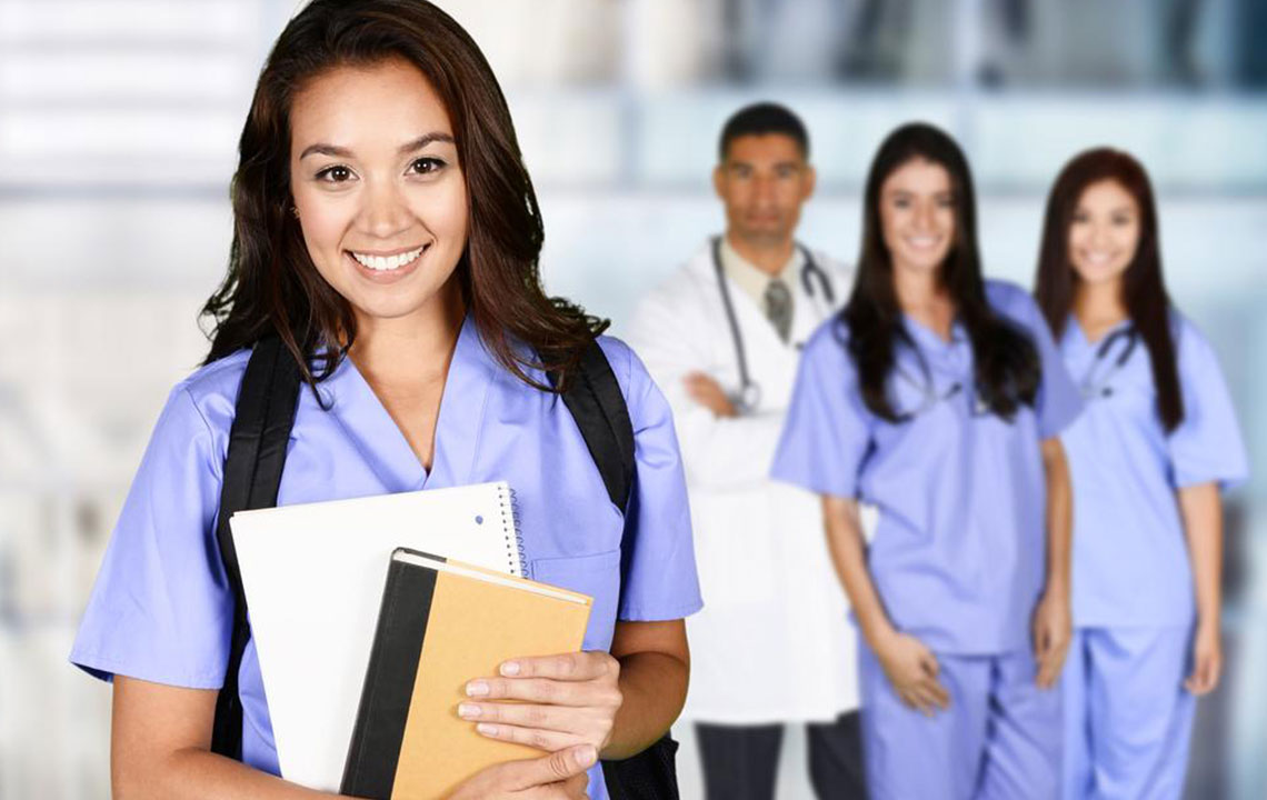 Different types of courses offered by nursing schools in the US