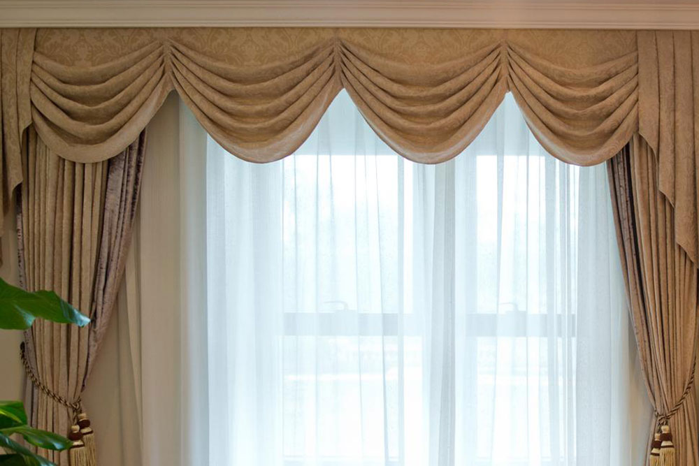 Swag valances: Decor ideas