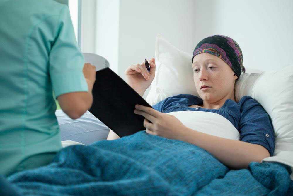 Symptoms and treatment of chronic myeloid leukaemia