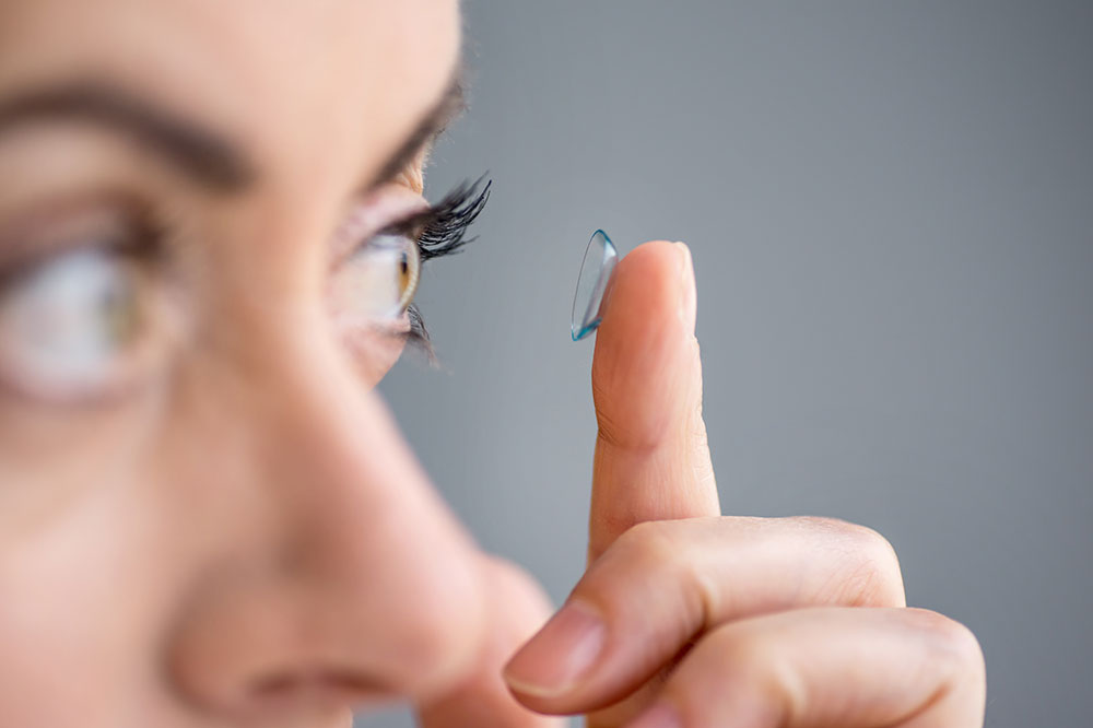 5 top contact lenses to consider