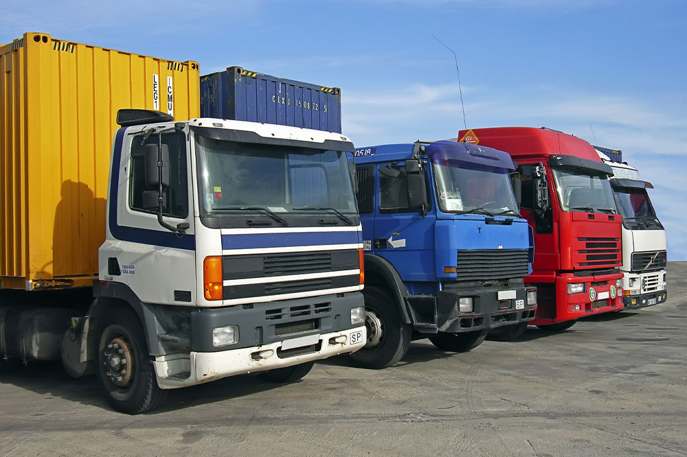 Important Benefits of Starting a Used Trucking Business