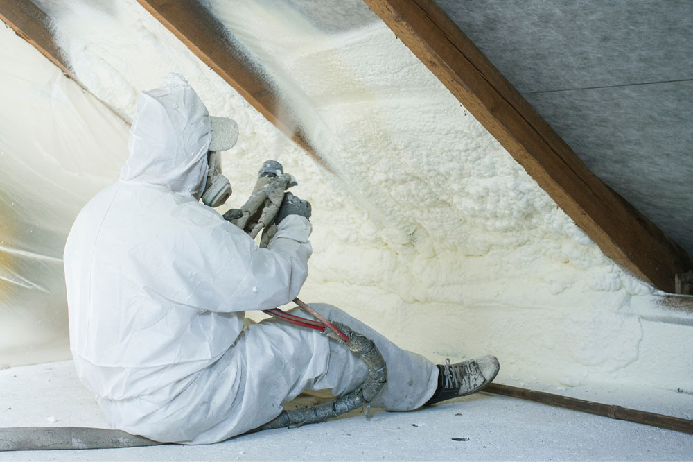 Spray Foam Insulation &#8211;  Benefits, Cost, and Tips to Find the Top Companies